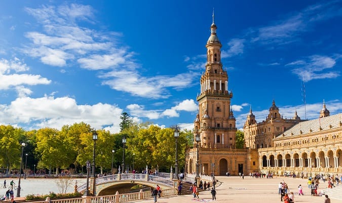 Sevilha quarta maior cidade da Espanha por População